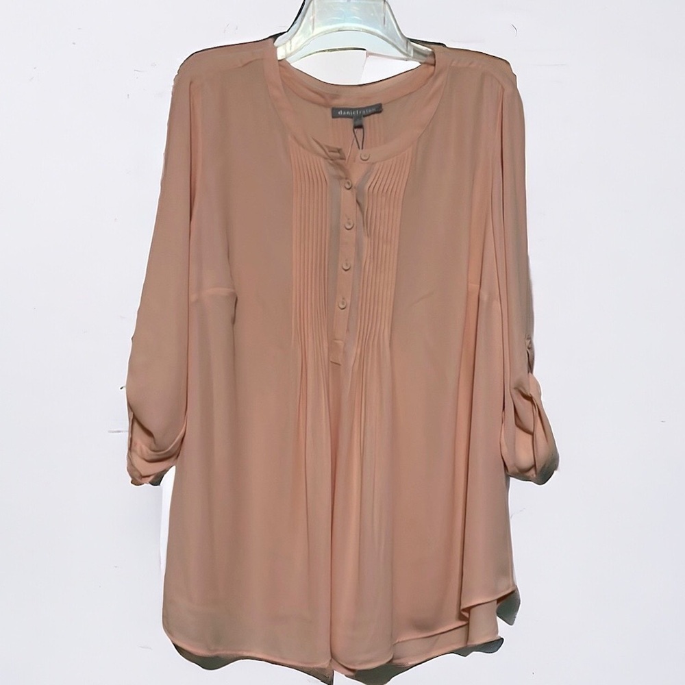Daniel Rainn pink blouse. Sz 1x